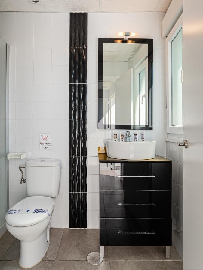 Apartamentos Turisticos La Boutique Del Mar Conil De La Frontera Dış mekan fotoğraf